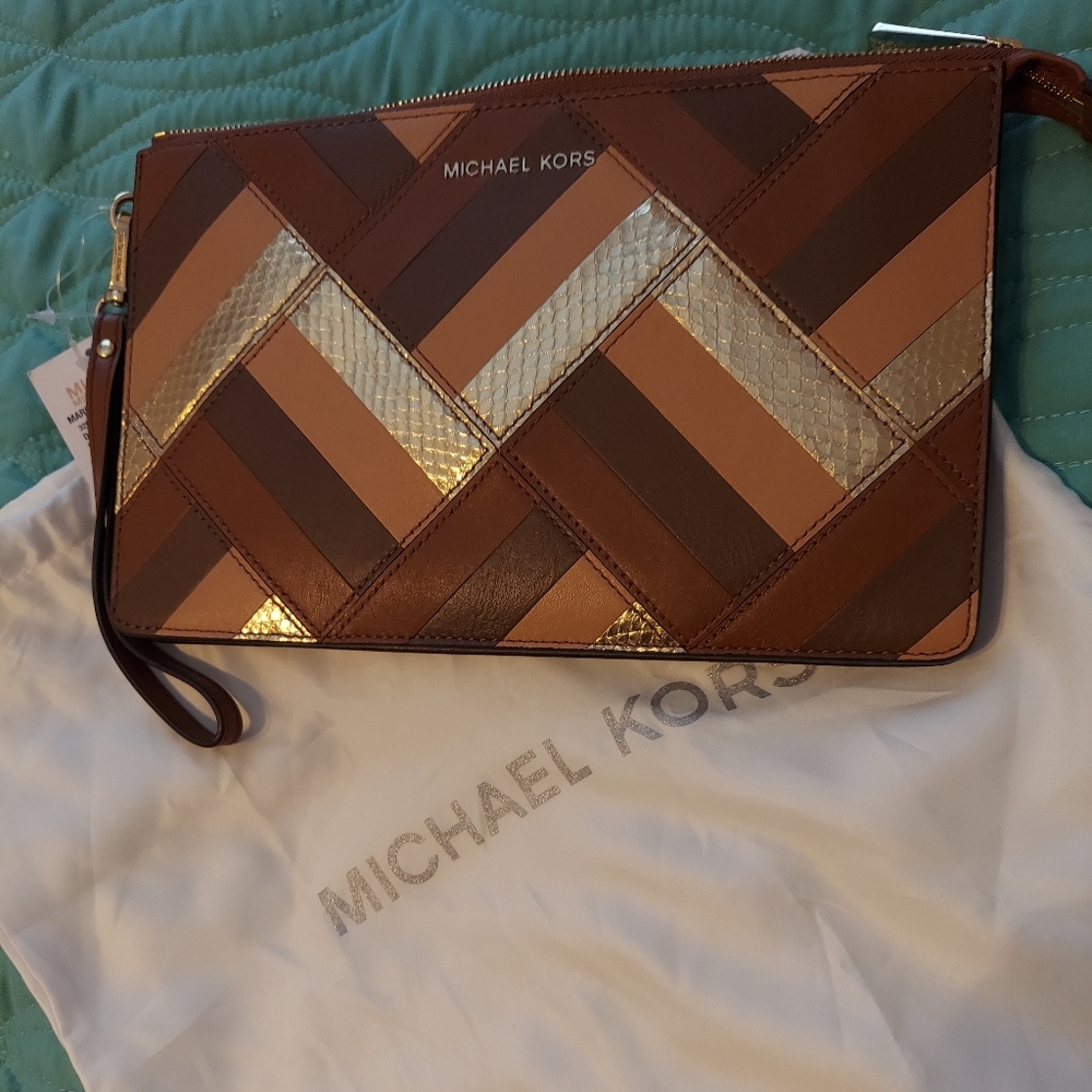 MK LG Wristlet